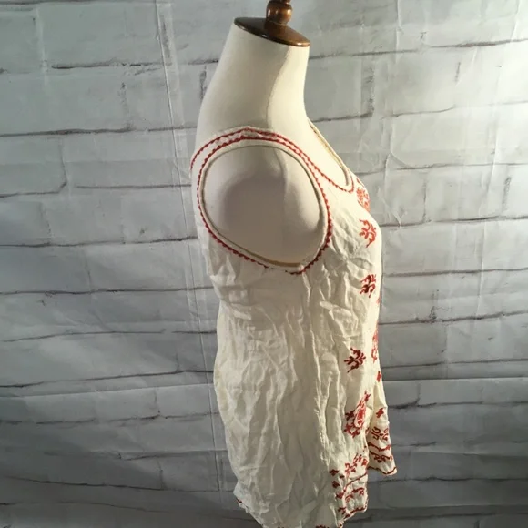 Sundance Floral Embroidered Tank Top - Picture 3 of 5